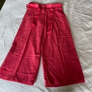 EUC Canyon Road Capri pants size M